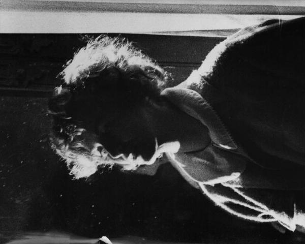 Fotografia del film "I delfini" - Regia Francesco Maselli 1960 - L'attrice Betsy Blair in primo piano.