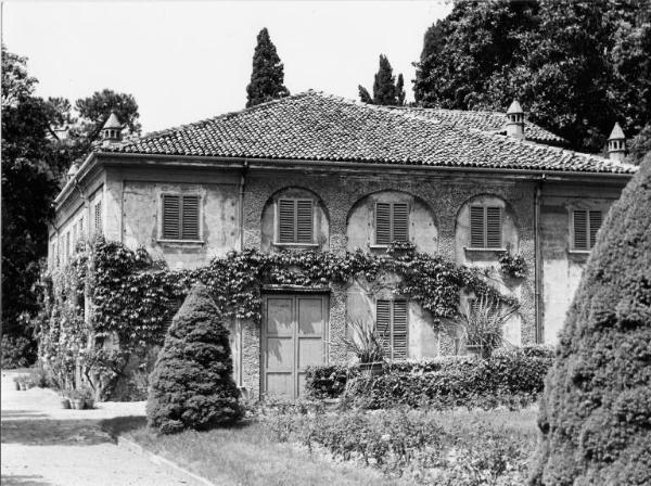 Villa Pizzo / Facciata laterale dell'ala est