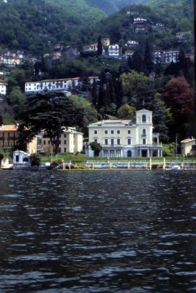 Villa Cademartori Mylius-Cramer vista dal lago