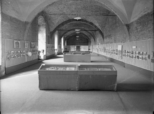 Pavia - Castello visconteo - Sala Musei Civici - Mostra "Pavia col lanternino"