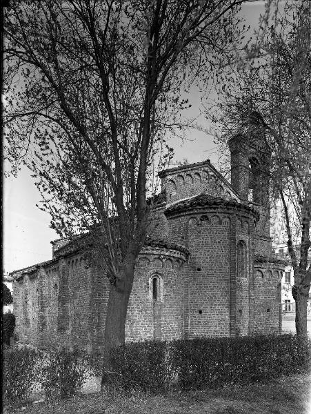 Robbio Lomellina (Pv) - chiesa - S. Pietro - esterno
