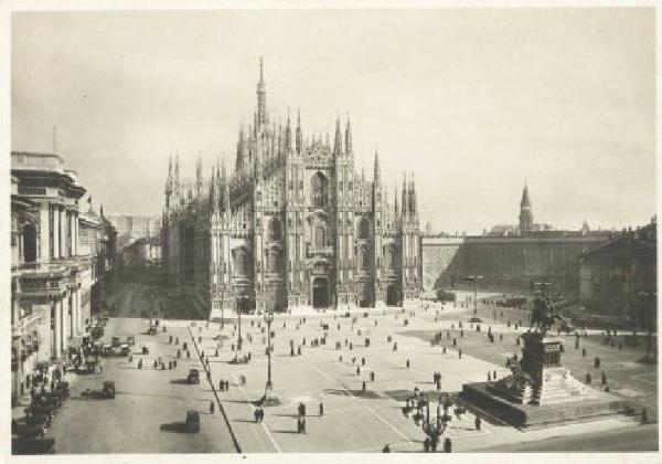 Milano - Piazza del Duomo