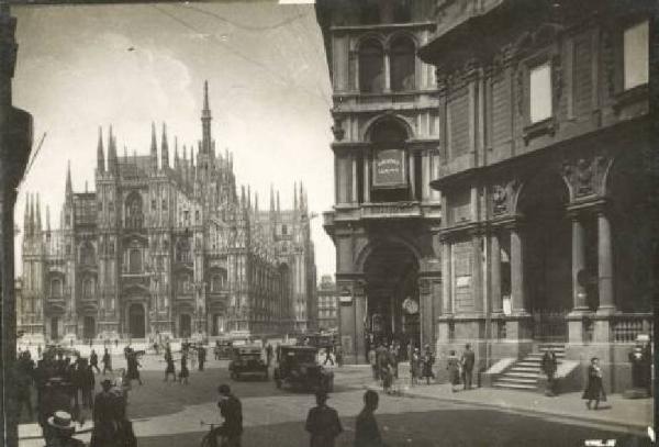 Milano - Via dei Mercanti - Duomo