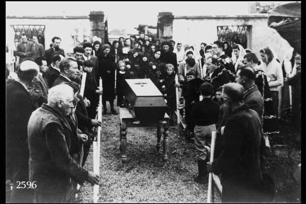 Funerale di Martina Zuccala. Esterno.