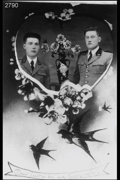 Ritratti di Giuseppe Quarenghi e Giovanbattista Paglia inscritti in una stampa tagliata a forma di cuore e montata su supporto decorato con rondini e fiori con scritta.