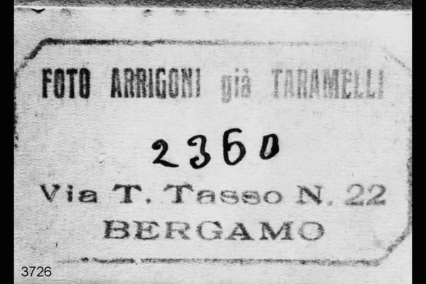 Riproduzione del timbro commerciale dello studio fotografico Arrigoni, giÃ  Taramelli.