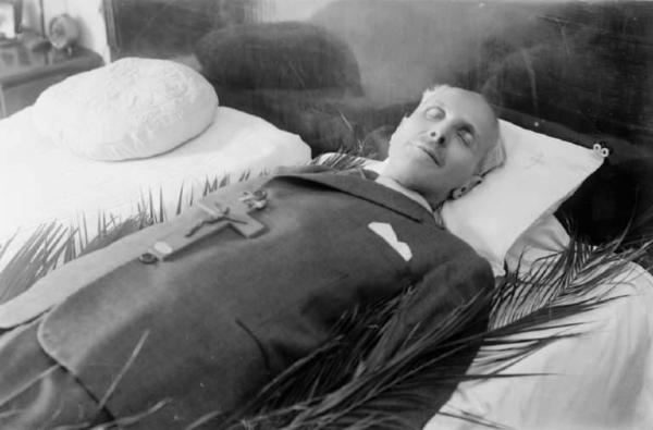 Ritratto maschile - Defunto sul letto di morte