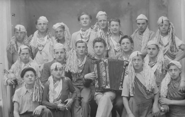 Ritratto di gruppo - Ragazzi della Classe 1925
