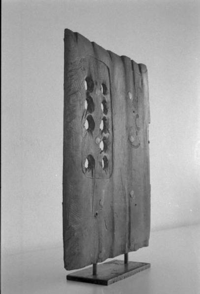 Kengiro Azuma. Scultura " MU 62 " 1962. Collezione Peggy Guggenheim.