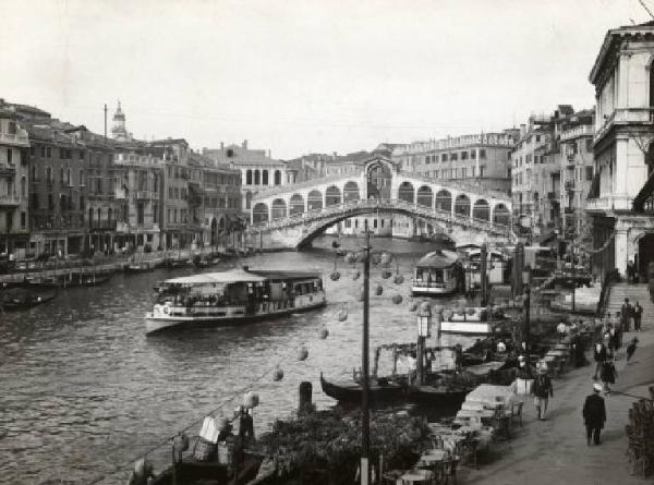 Venezia - Canal Grande - Ponte di Rialto