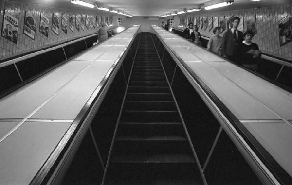 Svezia, Stoccolma - scale mobili della metropolitana