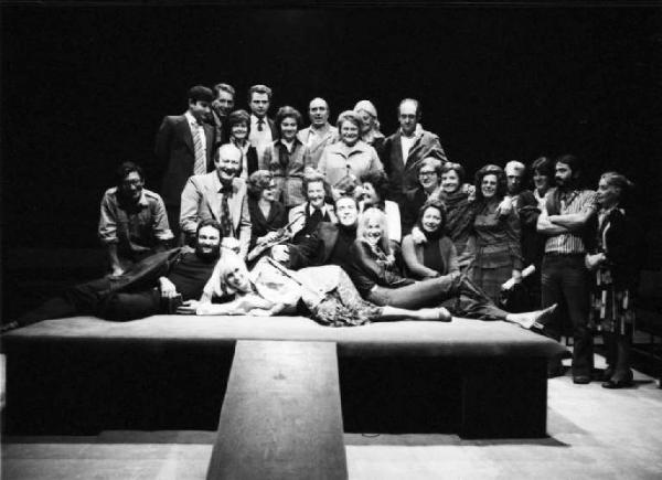 Milano - Teatro Il Trebbo - Ritratto di gruppo - Spettatori e attori