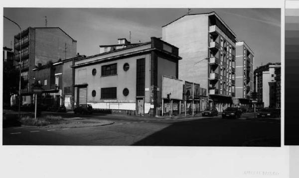 Sesto San Giovanni - via Timavo - edificio industriale - edifici a blocco - incrocio stradale