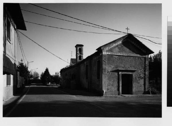 Buccinasco - chiesa della Beata Vergine Assunta - strada