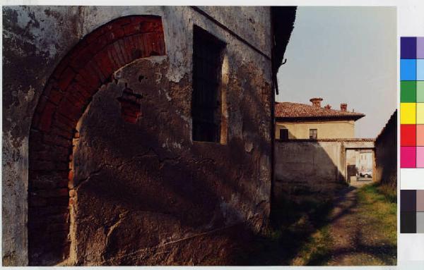 Corbetta - località Castello - corte Sant'Antonio - cascine abbandonate