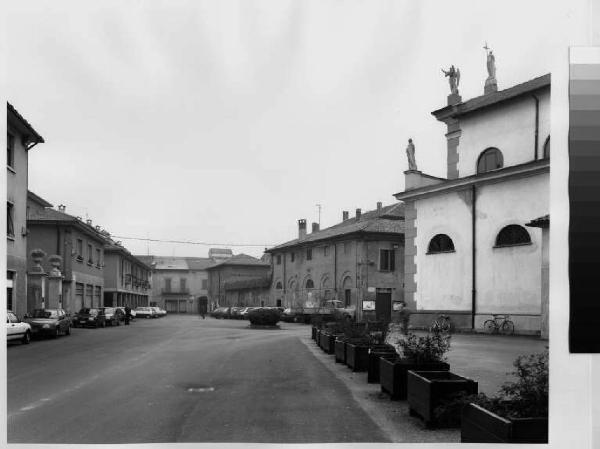 Carugate - via San Pio XI - chiesa di Sant'Andrea - centro storico