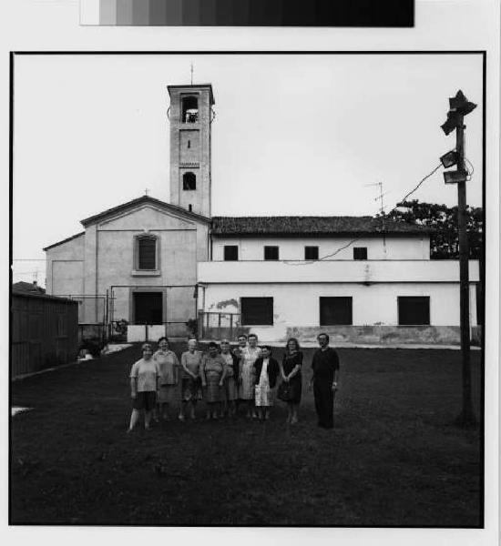 Rodano - Frazione Cassignanica - chiesa di San Vincenzo Martire - ritratto di gruppo
