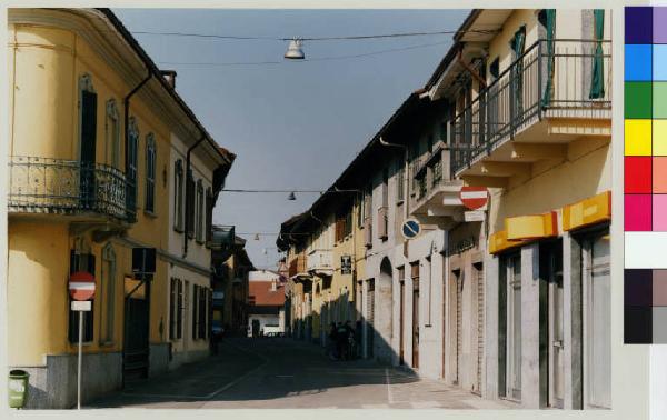 Boffalora sopra Ticino - via Repubblica - centro storico - abitazioni - negozi