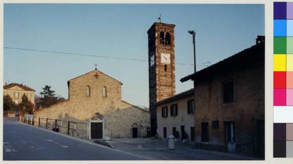 Carate Brianza - frazione di Agliate - basilica dei Santi Pietro e Paolo - piazza - strada
