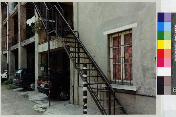 Sulbiate - ex-filanda - abitazione - scalinata