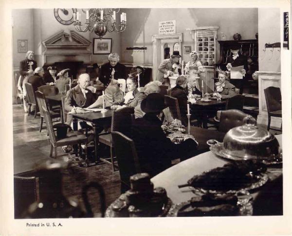 Scena del film "I lloyds di Londra" - regia Henry King - 1936