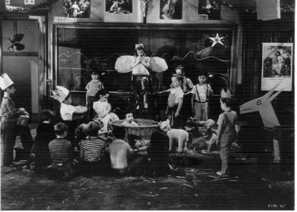 Scena del film "Le campane di Santa Maria" - regia di Leo Mc Carey - 1945