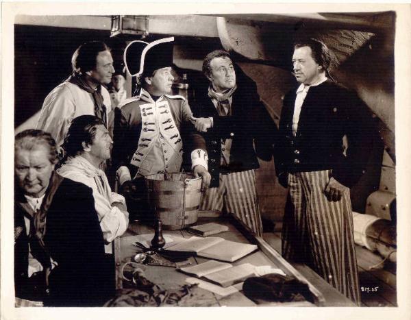 Scena del film "La tragedia del Bounty" - regia Frank Lloyd - 1935 - attore Charles Laughton
