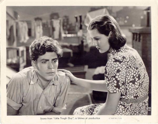 Scena del film "Little Tough Guy" - regia Harold Young - 1938 - attori Helen Parrish e Billy Halop