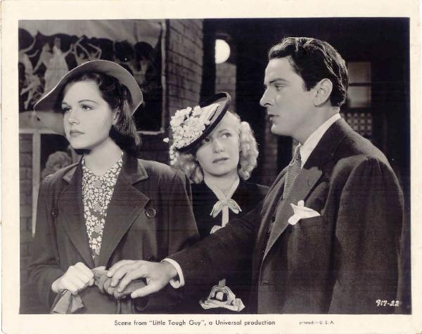 Scena del film "Little Tough Guy" - regia Harold Young - 1938 - attori Helen Parrish e Robert Wilcox