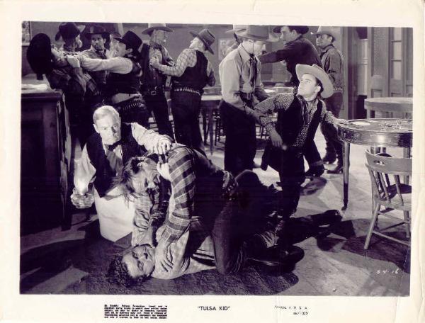 Scena del film "The Tulsa Kid" - regia George Sherman - 1940