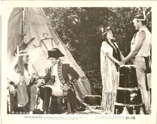 Scena del film "Il villaggio dell'uomo bianco" - regia Lew Landers - 1951