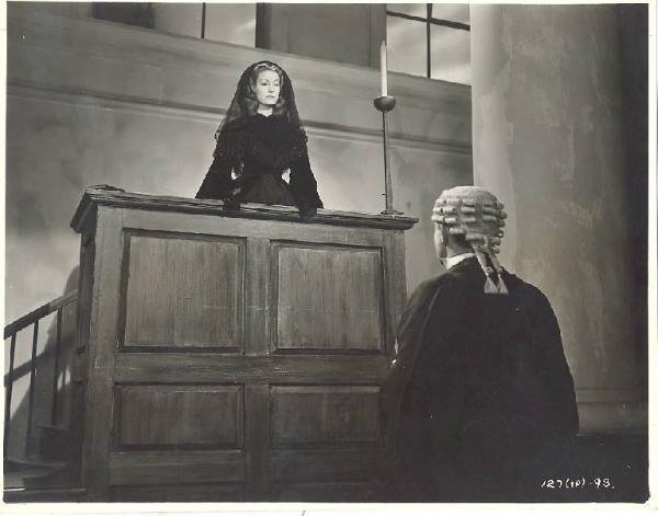 Scena del film "Stirpe dannata" - regia Marc Allégret - 1948 - attrice Valerie Hobson