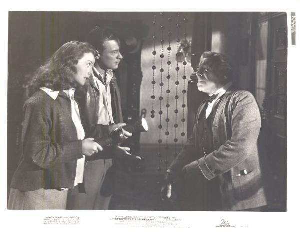 Scena del film "Amore sotto i tetti" - regia George Seaton - 1948 - attori Jeanne Crain, Edmund Gwenn e William Holden