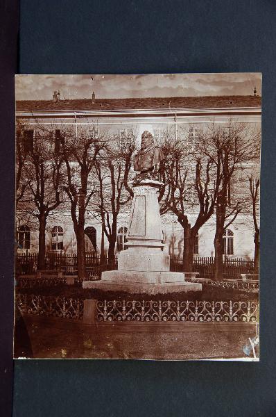 Cuneo - Circolo Giuseppe Garibaldi - Monumento a Giuseppe Garibaldi - Giuseppe Sartorio / Risorgimento italiano