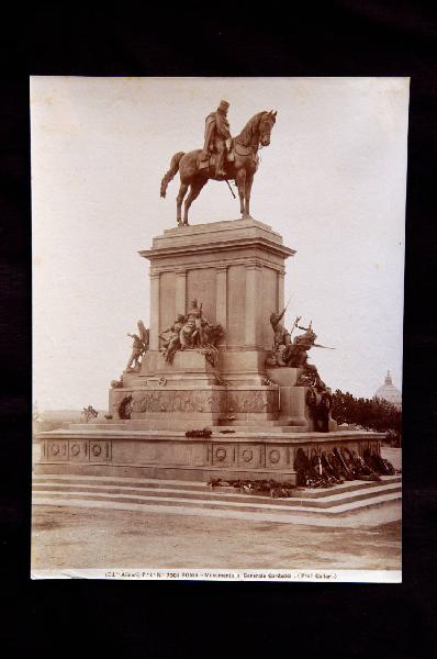 Roma - Gianicolo - Monumento a Giuseppe Garibaldi - Emilio Gallori - Giuseppe Sacconi / Risorgimento italiano