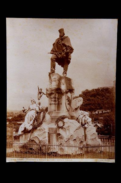 Torino - Corso Cairoli - Monumento a Giuseppe Garibaldi - Odoardo Tabacchi / Risorgimento italiano