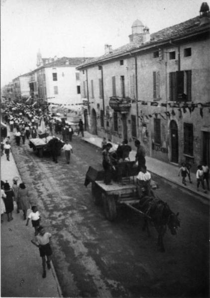 Seconda Guerra Mondiale - 25 Aprile - Manifestazione - Canneto sull'Oglio - Via Garibaldi