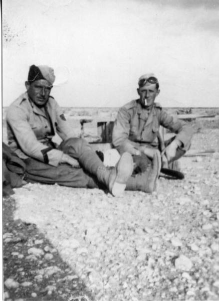 Seconda Guerra Mondiale - Africa - Tobruk - Ritratto di gruppo - Militari
