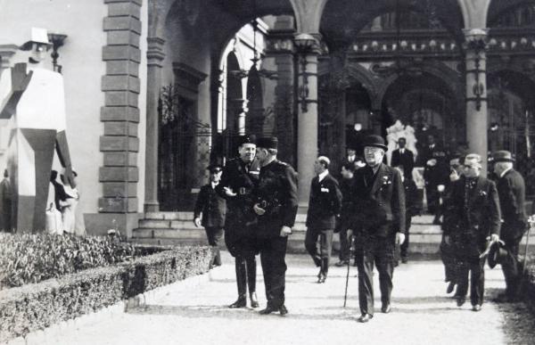 Fiera di Milano - Campionaria 1934 - Visita del ministro dell'agricoltura Giacomo Acerbo