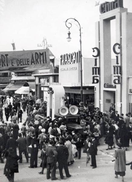 Fiera di Milano - Campionaria 1934 - Settore degli alimentari - Visitatori
