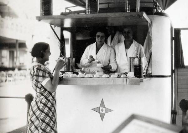 Fiera di Milano - Campionaria 1934 - Chiosco di vendita di caffè