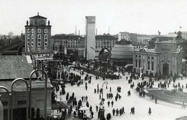 Fiera di Milano - Campionaria 1935 - Piazza Italia e viale delle nazioni