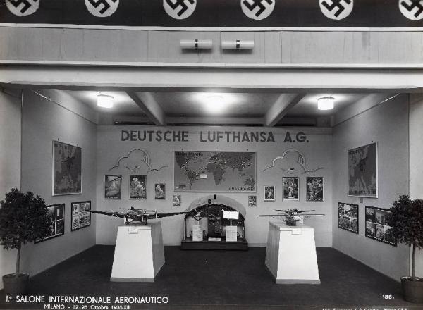 Fiera di Milano - Salone internazionale aeronautico 1935 - Stand della Deutsche Lufthansa
