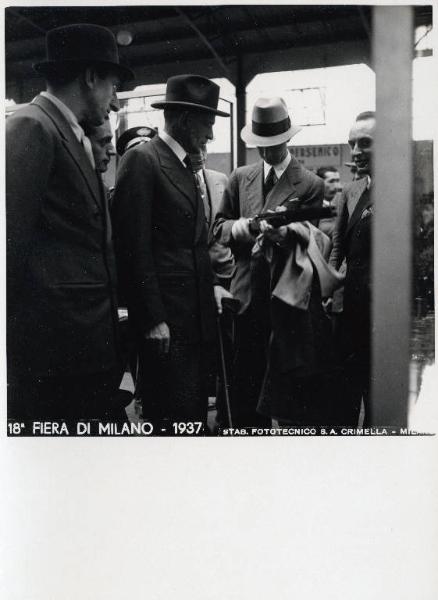 Fiera di Milano - Campionaria 1937 - Visita del duca di Ancona Eugenio di Savoia