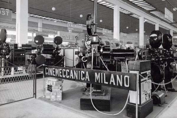 Fiera di Milano - Campionaria 1937 - Padiglione della radio-cine, ottica e fotografia - Stand della Cinemeccanica