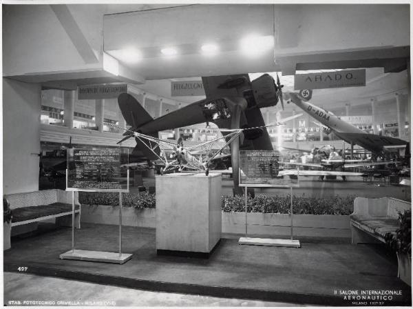 Fiera di Milano - Salone internazionale aeronautico 1937 - Stand della Focke-Wulf Flugzeugbau
