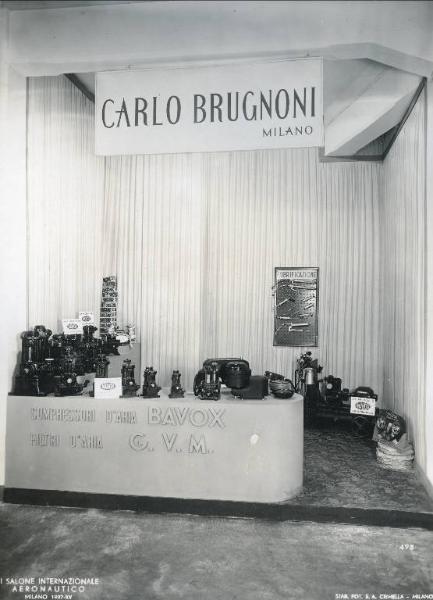 Fiera di Milano - Salone internazionale aeronautico 1937 - Settore accessori, strumenti e materie prime lavorate e semilavorate - Stand della ditta Carlo Brugnoni