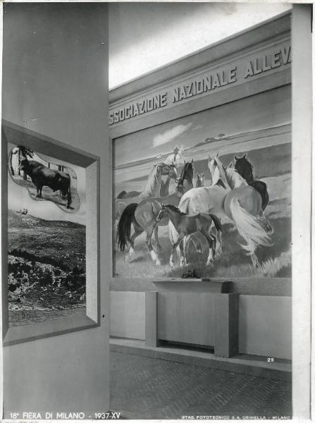 Fiera di Milano - Campionaria 1937 - Padiglione Arnaldo Mussolini (padiglione dell'agricoltura) - Mostra dell'alimentazione del bestiame - Pannello dell'Associazione nazionale allevatori