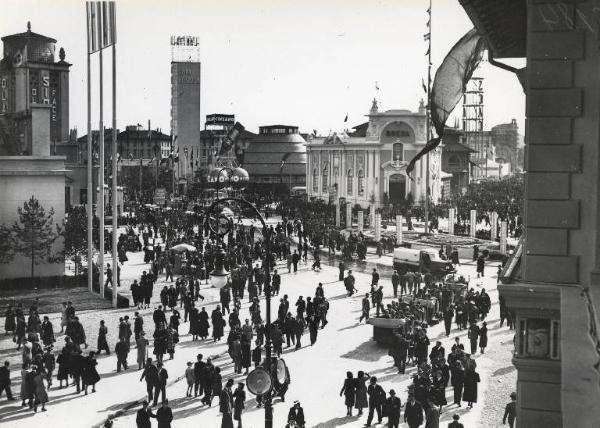 Fiera di Milano - Campionaria 1938 - Piazza Italia