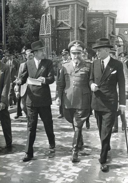 Fiera di Milano - Campionaria 1939 - Visita del ministro dell'Africa italiana Attilio Teruzzi